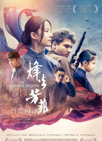 一边吻一边摸进内裤里